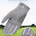 Miniatyrbild 3 av 5: Pu Läder Kvinna Golfhandskar Andningsbara justerbara halkfria handskar för män Kvinna Sporttillbehör Red Size 20