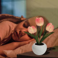 Miniatyrbillede 3 af 5: Led Tulip Natlys Simulering Blomster Bordlampe Hjem Dekoration Atmosfære Lampe Romantisk Potte Gave Til Kontor/værelse/bar/café Battery 3 Head White Tulip
