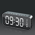 Miniatyrbild 3 av 3: Multifunktionell LED digital väckarklocka, Bluetooth högtalare, bordsbord med lysande elektronisk musikdosa red