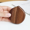 Miniatyrbillede 4 af 5: Simpelt smukt valnød lille spejl bærbart sammenklappeligt make-up spejl Creative mini spejl skydedæksel Håndholdt makeup spejl 2