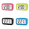 Miniatyrbild 1 av 5: Regenboghorn Smart Light Lcd Väckarklocka 4 Färgval, Svart Blue