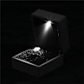 Miniatyrbillede 3 af 4: Led Oplyst Ring Box Ørering Ring Gaveæske Vielsesring Smykker Display