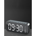 Miniatyrbillede 2 af 2: Multifunktionelt LED digitalt vækkeur, Bluetooth-højttaler, lysende elektronisk musikboks ved sengen black