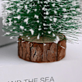 Miniatyrbild 4 av 5: Mini julgranar med trä bas konstgjorda mini furu hem part dekoration