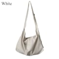 Pikkukuva 1 / 10: Tässä Axelväskor Messenger Bag VIT white