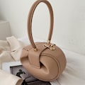 Miniatyrbild 1 av 5: A Main Lyx Designer Handväska Kvinnor Liten Rund Design Läder Handväska För Kvinnor 2023 Mode Bowling Bag Handväska Kopplingar Khaki Handväska Khaki Handbag