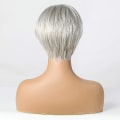 Pikkukuva 5 / 5: Lyhyet hopeanharmaat ihmishiusperuukit naisille, luonnollinen hiuksinen Pixie Cut peruukki, kevyt/hengittävä/pehmeä (väri 101)