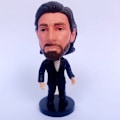 Pikkukuva 1 / 8: Uudet jalkapallofanit hehkuttavat Real Madrid Cairo Live -muotia Suit Pirlo