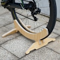Miniatyrbild 4 av 5: Cykelparkeringställ Display Träställ Vägcykelparkering Stöd Passar För 23c-30c Vägcyklar Montering Stöd
