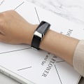 Miniatyrbillede 3 af 5: Læderarmbånd Fitbit Charge 5 armbånd læder Sort