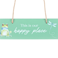 Miniatyrbild 3 av 3: Something Different This Is Our Happy Place Hängande Skylt One Si Green One Size