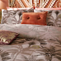 Miniatyrbild 3 av 3: Furn Malaysisk Palm Påslakan Set Dubbel Blush Blush Double