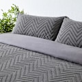 Miniatyrbild 5 av 6: The Linen Yard Tufted Chevron Påslakan Set Enkelsäng Charcoal Charcoal Single
