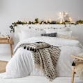 Miniatyrbild 3 av 4: The Linen Yard Tufted Julgran Täcke Set King Snö Snow King