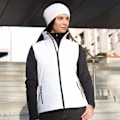 Miniatyrbild 2 av 4: Result Core Dam/Damer Tryckbar Softshell Väst L Vit White / Black L