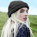Miniatyrbild 2 av 2: Beechfield Unisex Vuxen Glencoe Stickad Vintermössa One Size Black Fleck One Size