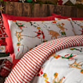 Miniatyrbild 2 av 3: Furn Santas Workshop Jul Örngott Set 150cm x 120cm Vit/Röd White/Red 150cm x 120cm