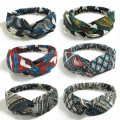 Pikkukuva 9 / 9: Elastinen Hiuspanta Twist Solmulla - Tyylikäs ja Mukava MultiColor one size