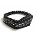 Pikkukuva 1 / 5: Elastinen Hiuspanta Twist Solmulla - Tyylikäs ja Mukava Black one size
