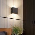 Pikkukuva 2 / 4: Moderni LED-seinävalaisin alumiinista, neliön muotoinen seinävalaisin, musta, 10 x 10 x 5 cm, vedenpitävä, sopii sisä- ja ulkotiloihin, olohuoneeseen, W