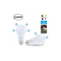 Pikkukuva 1 / 5: E27 Led -lamppu, liiketunnistimella, 7W, valkoinen, 2 kpl