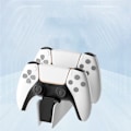 Pikkukuva 1 / 5: Laddstation för 2st PS5 kontroller White