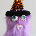 Pikkukuva 4 / 4: Halloween-koristeet Aavehammasnukke Kääpiövampyyri Seisova Asento purple