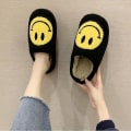 Miniatyrbillede 5 af 5: Smiley Face Bløde Plys Komfortable Varme Slip-on Hjemmesko Black 39-40