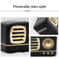 Pikkukuva 4 / 5: Retro Langaton Bluetooth-yhteensopiva Kaiutin Vintage Mini Stereokaiutin Green