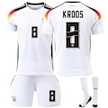 Miniatyrbild 1 av 2: Fotbollströja Barn Kit #8 KROOS Fotbollsdräkter Pojkar Träningsset 24