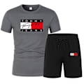 Miniatyrbild 1 av 7: Herrar TomyHilfige Sommar Casual Tracksuit Kortärmad Topp & Shorts Sportset Utomhus Träning T-shirts Shorts Sportkläder Dark Grey L