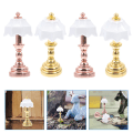 Pikkukuva 4 / 5: 4 kpl Miniatyyrilamput Miniatyyrihuoneen Koristeluun Minihuoneen Yöpöytälamput Koristeet Sekalaiset Värit 4.3X Assorted Color 4.3X2CM