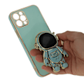 Pikkukuva 3 / 8: iPhone 15 Pro Max Puhelinkuori Astronautti - mintunvihreä green