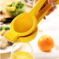 Miniatyrbilde 3 av 5: Manuell Juicer Sitrus Sitronpresser, Fruktjuicer Lime Press Metall, Profesjonell Håndjuicer Kjøkkenverktøy (Gul)