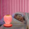 Miniatyrbild 5 av 5: Jordgubbsnattlampa, Söt Silikonjordgubbslampa, LED Söt Nattlampa, Sängbord Färgväxlande Lampa