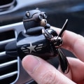 Miniatyrbillede 1 af 5: Bear Pilot Car Air Freshener Roterande Propeller Utlopp Doft Hikii Hako Bear