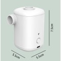 Miniatyrbilde 2 av 5: Bærbar utendørs oppblåsbar luftpumpe med dobbelt bruk, oppladbar trådløs mini elektrisk svømmeringpumpe (hvit)