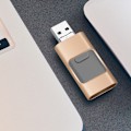 Miniatyrbillede 3 af 5: Tre-i-en multifunktions U-disk (16 GB lokal guld),