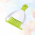Pikkukuva 2 / 5: Häkin puhdistusharja, pölysäiliö ja pölysäiliön set 15,5 cm * 20,5 cm vihreä