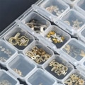 Pikkukuva 5 / 5: 1kpl 28 Slots Diamond Embroidery Box Daimond Maalaus Tarvikkeet Laatikot Case Ristipistotyökalut, Canvas Pain