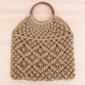 Miniatyrbilde 3 av 3: Mesh hulvevd veske camel