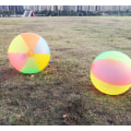 Miniatyrbilde 4 av 4: Overdimensjonert fargerik regnbue oppblåsbar ball for barn oppblåsbar strandball 80 cm basseng plen utendørs lekespill ball