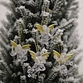 Miniatyrbilde 2 av 4: 12 stykker små engel juletrær hengende pynt, mini engel juletrær dekorasjoner med gullvinger for juletre