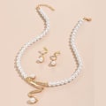 Miniatyrbilde 3 av 4: Imitert perle- og diamantsmykke sett temperament elegant