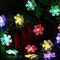 Miniatyrbild 3 av 4: 100 LED solcells drivna snöflinga julbelysning utomhus, 39 fot solcells drivna snöflinga ljusslinga vattentät