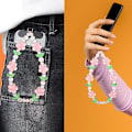 Miniatyrbild 2 av 5: 2 Stycken Söta Telefonberlocker, Blomprydnader Mobiltelefonkedjor för Telefonväska Nyckelring Airpods Kameraprydnader Dekor
