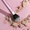 Miniatyrbillede 4 af 4: Makeup Setting Brush, Til at sætte pudder, løst pudder & presset pudder, Ansigtsmakeupbørste, 402 Brush, Sheer Coverage F