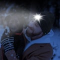 Pikkukuva 4 / 5: (Tummansininen) Bluetooth V5.0 LED-pipo, musiikilliset neulotut hatut, joissa on irrotettavat kaiuttimet ja pestävä
