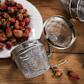 Miniatyrbillede 3 af 4: 12,7 cm Krydderiinfuser/te-kugle i rustfrit stål, forlænget kædekrog, te-koncentrator til brygning af te, krydderier og krydring
