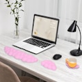 Miniatyrbillede 3 af 5: Ergonomiske skridsikre håndledsstøtter til tastatur og mus fra Pieces, Håndledsstøtter i memoryskum til kontor og hjem, Pink